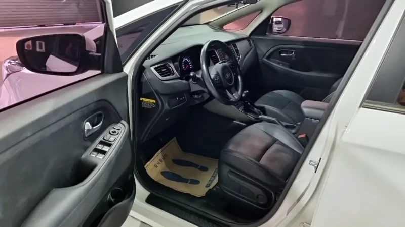 Kia Carens