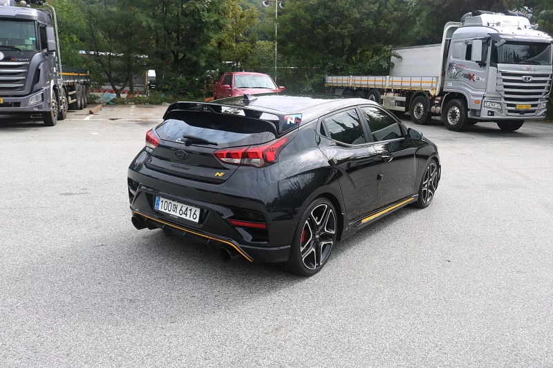 Hyundai Veloster