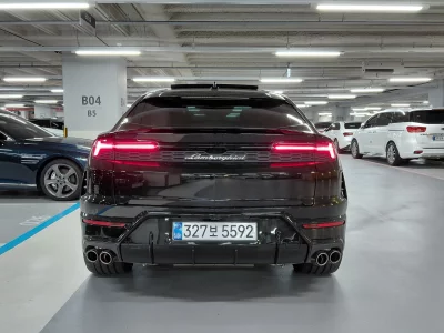 Lamborghini URUS
