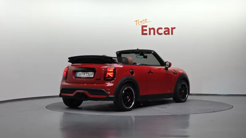 MINI Cooper Convertible