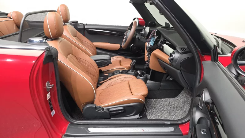 MINI Cooper Convertible