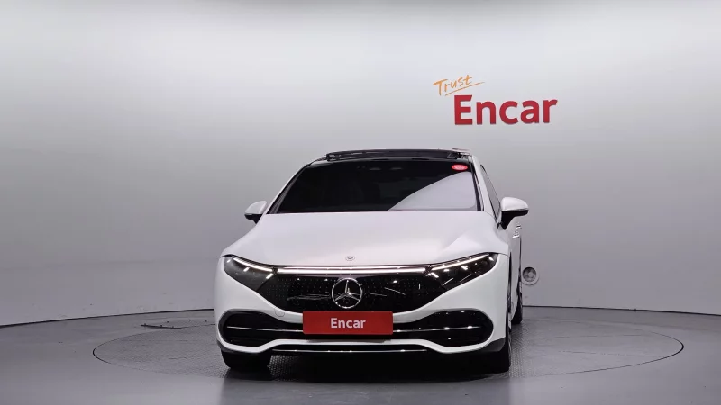 Mercedes-Benz EQS