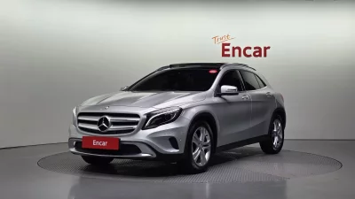 Mercedes-Benz GLA-Class
