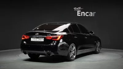 Infiniti Q50