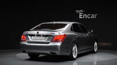 Hyundai Equus