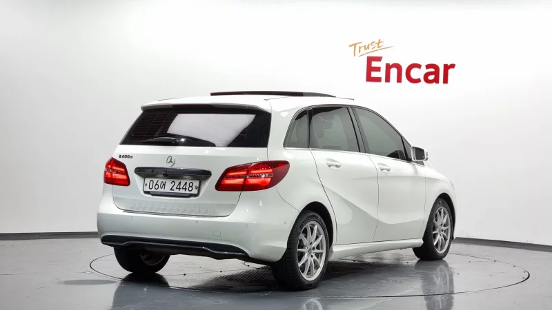 Mercedes-Benz B-Class