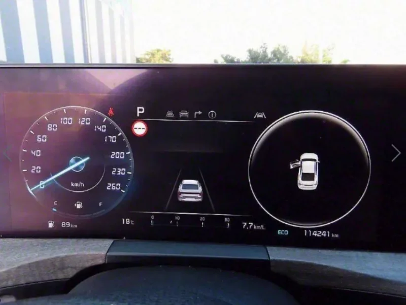 Kia K8