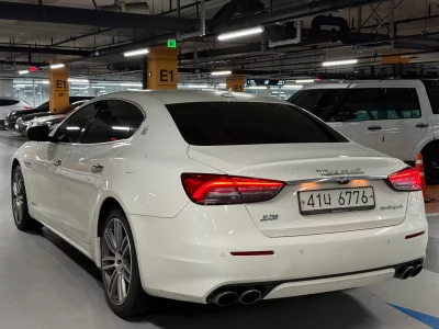 Maserati QUATTROPORTE