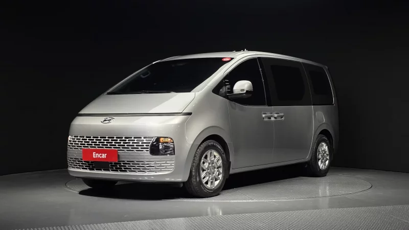 Hyundai Staria