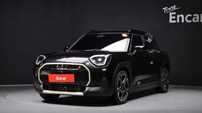 MINI Aceman