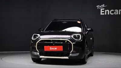 MINI Aceman