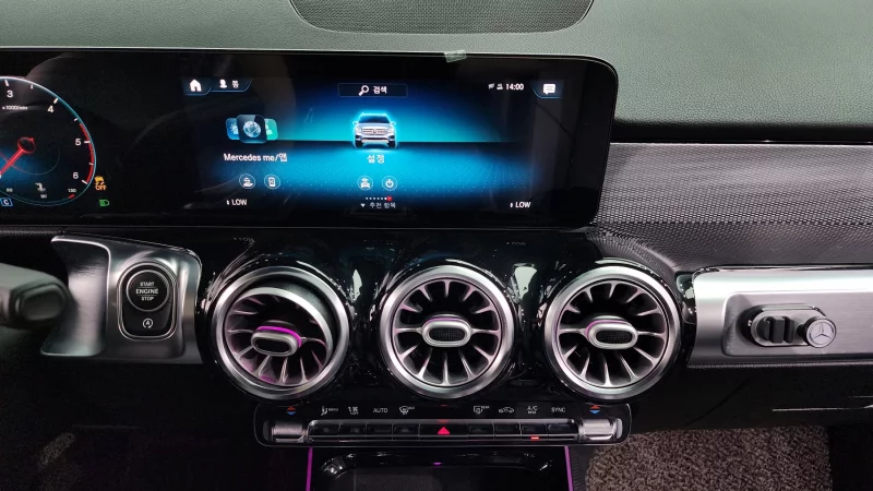 Mercedes-Benz GLB-Class