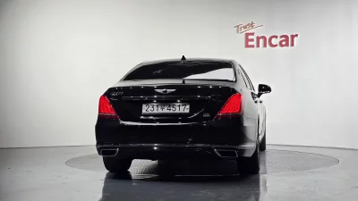 Genesis EQ900