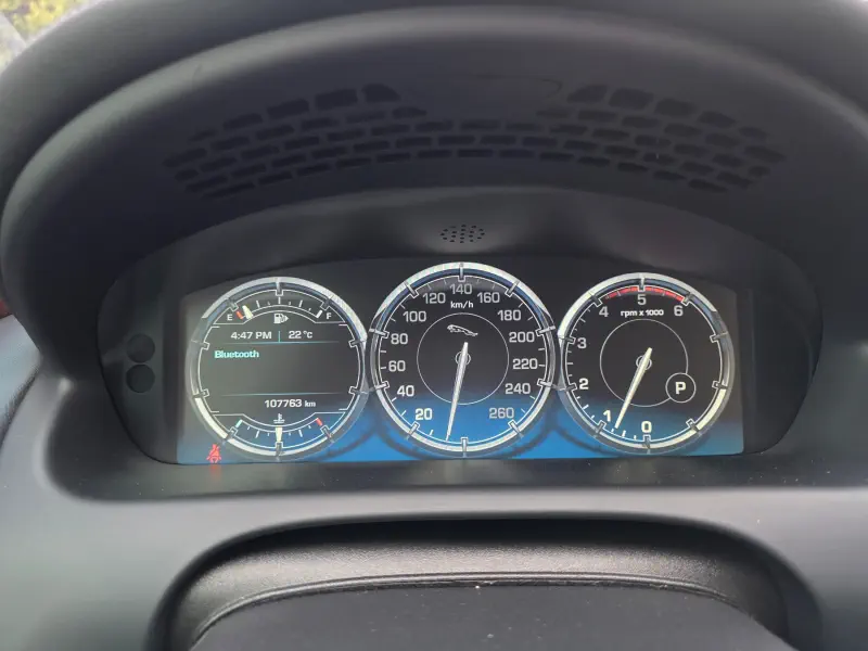 Jaguar XJ