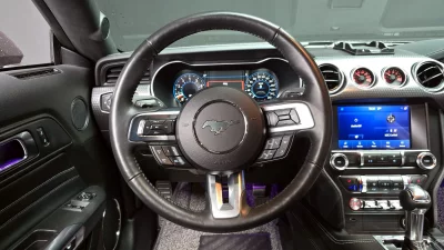 Ford MUSTANG