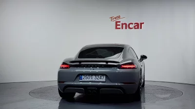 Porsche 718