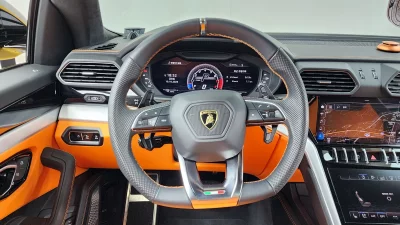 Lamborghini URUS