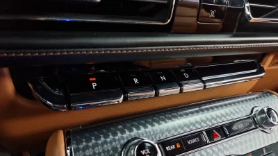 Lincoln AVIATOR