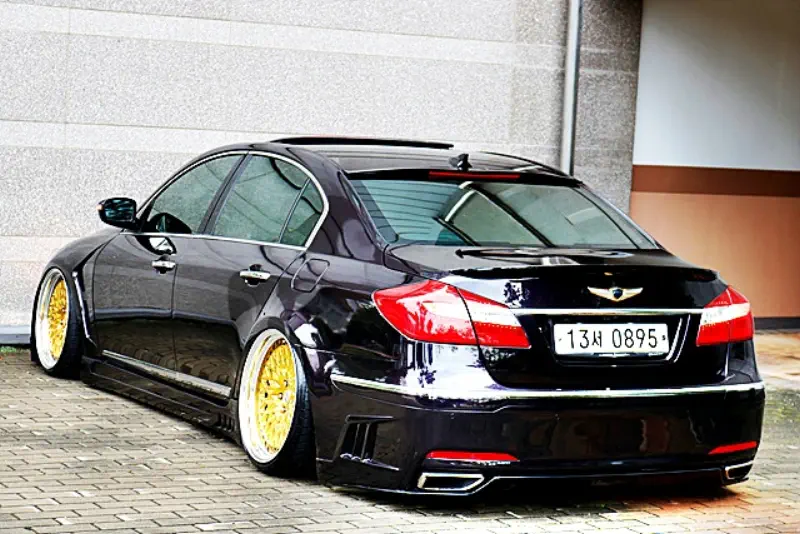 Hyundai Genesis