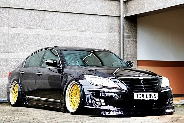 Hyundai Genesis