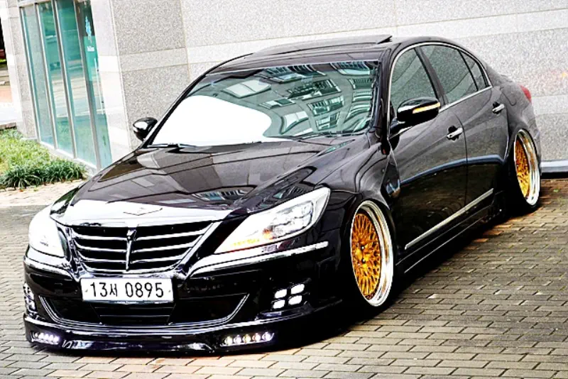 Hyundai Genesis