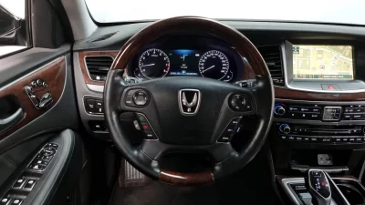 Hyundai Equus