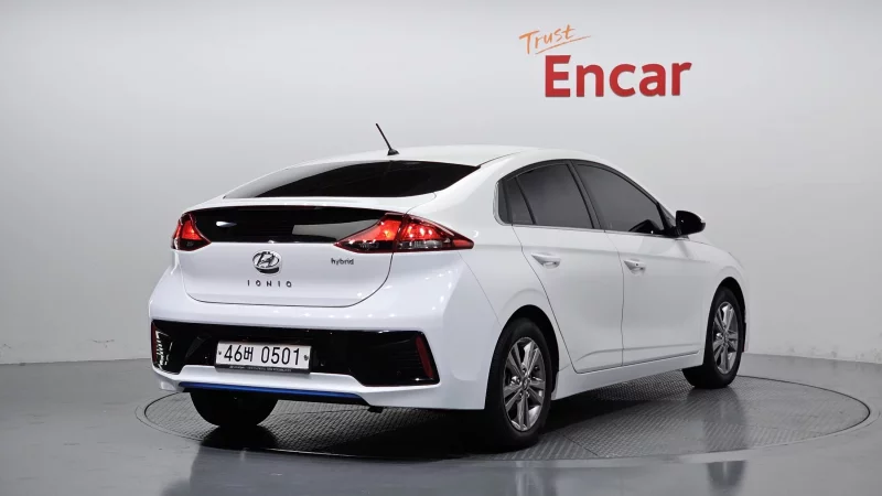 Hyundai Ioniq