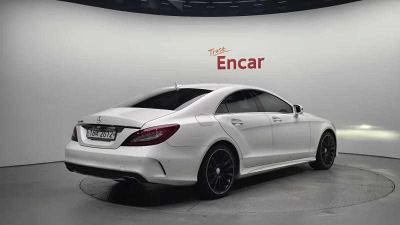 Mercedes-Benz CLS-Class
