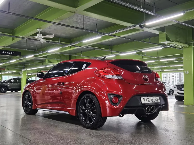 Hyundai Veloster