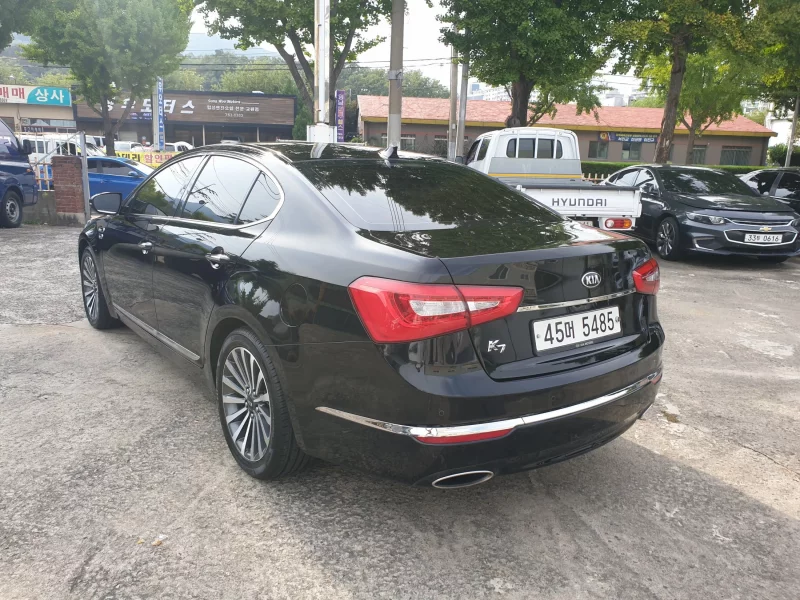 Kia K7