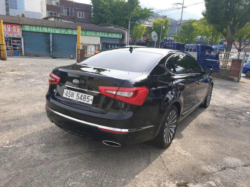 Kia K7
