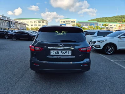 Infiniti JX