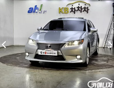 Lexus ES