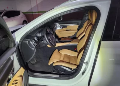 Volvo V90