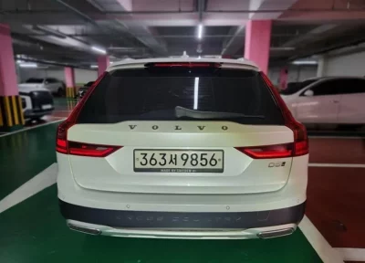 Volvo V90