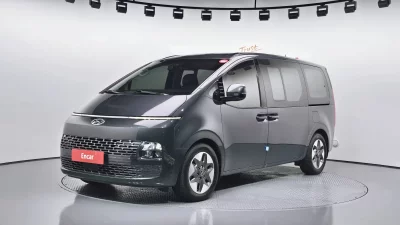 Hyundai Staria