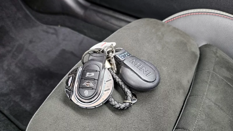 MINI Cooper Convertible