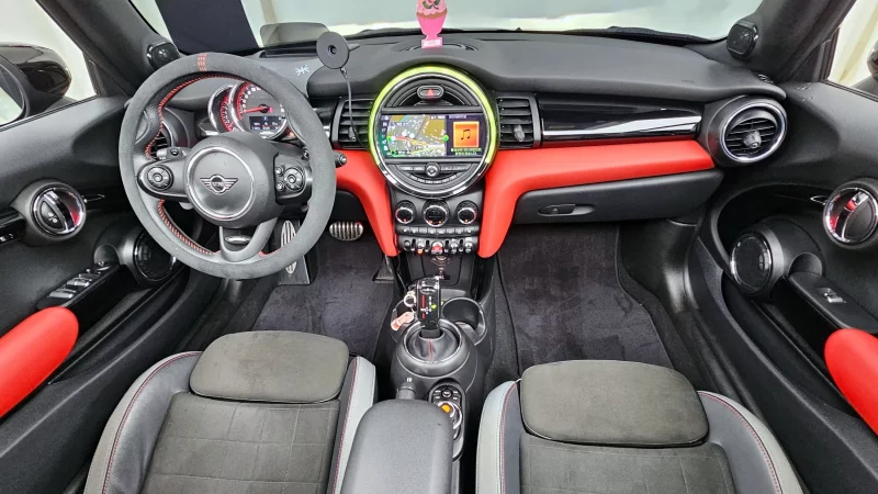 MINI Cooper Convertible