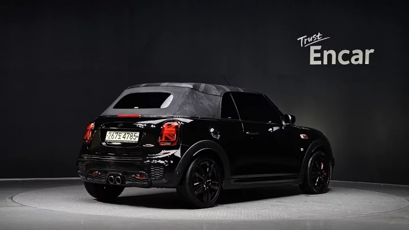 MINI Cooper Convertible