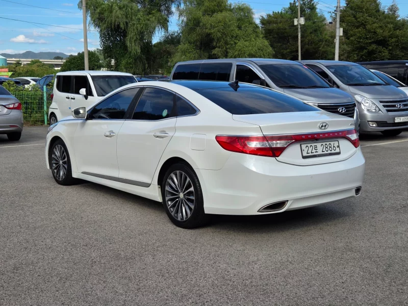 Hyundai Grandeur