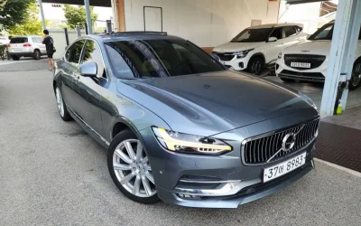 Volvo S90