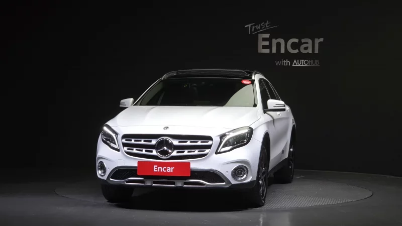 Mercedes-Benz GLA-Class