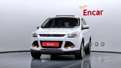 Ford ESCAPE