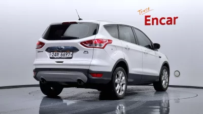 Ford ESCAPE