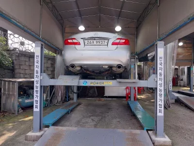 Infiniti M