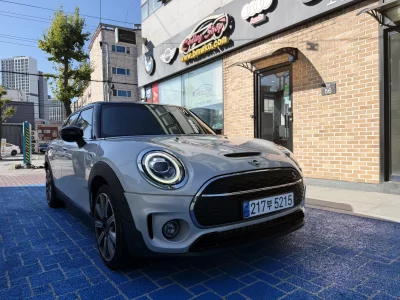 MINI Clubman