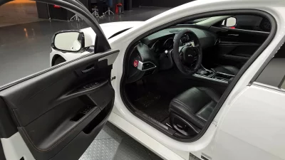Jaguar XE