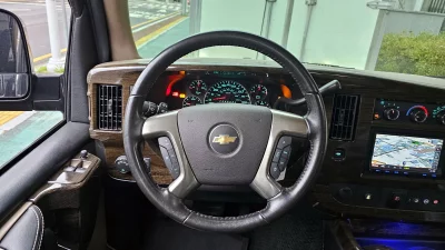 Chevrolet Express Van