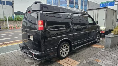 Chevrolet Express Van