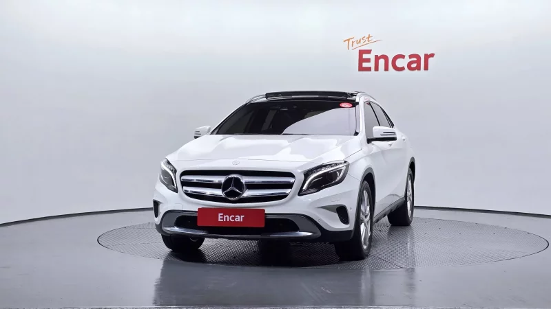 Mercedes-Benz GLA-Class